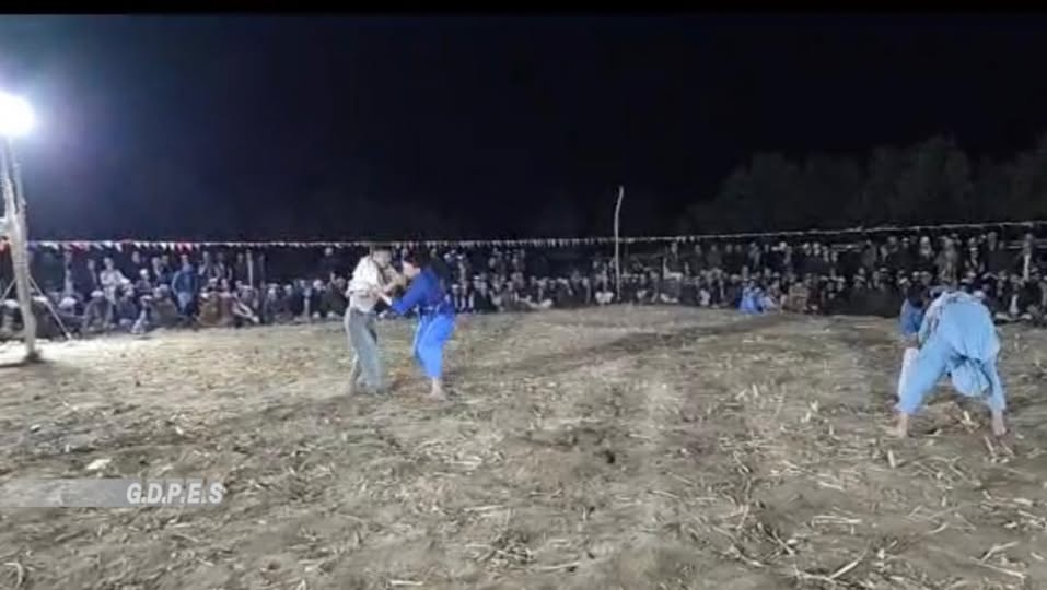 بلخ؛ مسابقات محلی کورش میان ۶۰ ورزشکار در ولسوالی دولت آباد برگزار شد