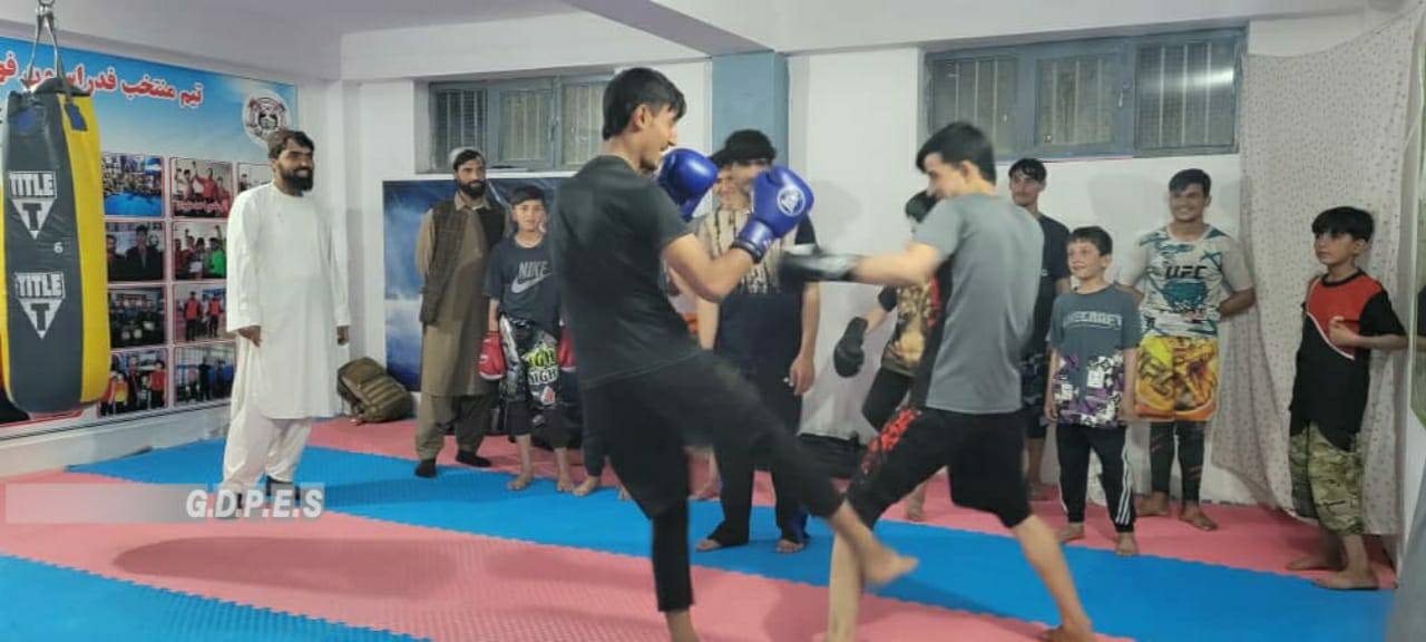 زابل؛ مرکز قلات ښار کې د ۱۶ ورزشکارانو ترمنځ د فول رزم سیالۍ ترسره شوې