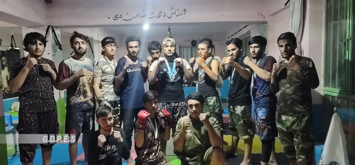 زابل؛ قلات ښار کې د ۳۰ ورزشکارانو ترمنځ د قهرمانان متحد سبک سيالۍ وشوې