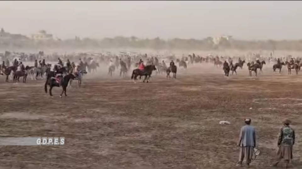 کندز کې د ۷۰ چاپندازانو ترمنځ د وزلوبې سيالۍ وشوې