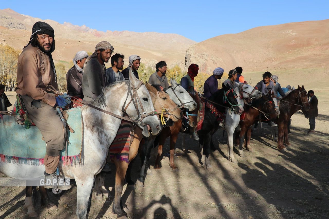 میدان وردګ؛ بهسودو ولسوالۍ کې ۲۴ چاپندازانو ترمنځ د وزلوبې سيالۍ وشوې