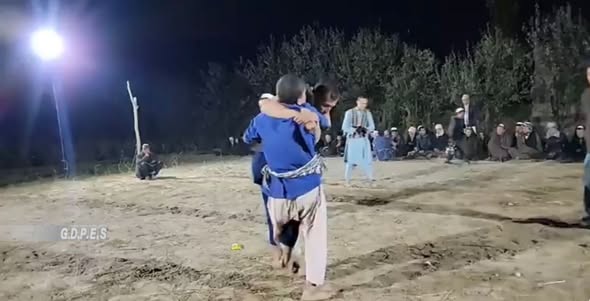 بلخ؛ مسابقات محلی کورش میان ۴۰ ورزشکار در ولسوالی شورتپه برگزار شد