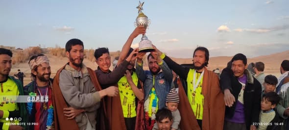 غزنی. تورنمنت فوتسال تحت نام جام همبستگی جوانان خوات بین ۱۲ تیم در قریه خوات ولسوالی ناور پایان یافت