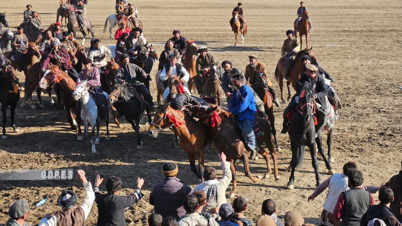 بدخشان؛ مسابقات بزکشی با اشتراک ۲۰۰ چاپ‌انداز در شهر فیض آباد برگزار گردید