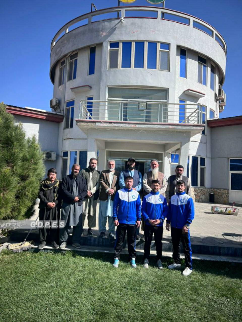 د موی تای درې کسیزه لوبډله د اسلامي هېوادونو د پیوستون سیالیو کې د ګډون په موخه سعودي عربستان ته روانه شوه