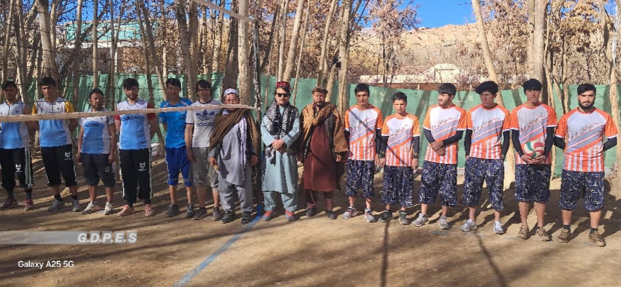 بامیان؛ رقابت های سطح ب والیبال با اشتراک ۱۱ تیم در شهر بامیان آغاز شد