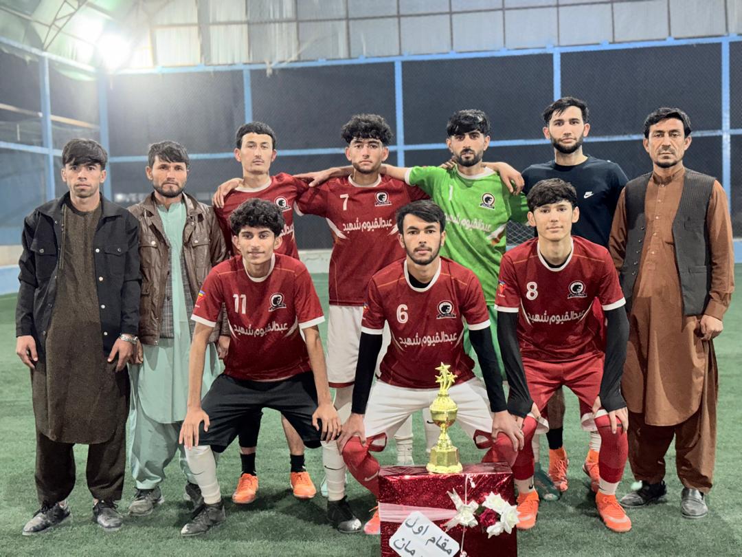 تخار؛ خواجه بهاالدین ولسوالۍ کې د ۱۲ لوبډلو ترمنځ د فوټسال سیالۍ پای ته ورسېدې