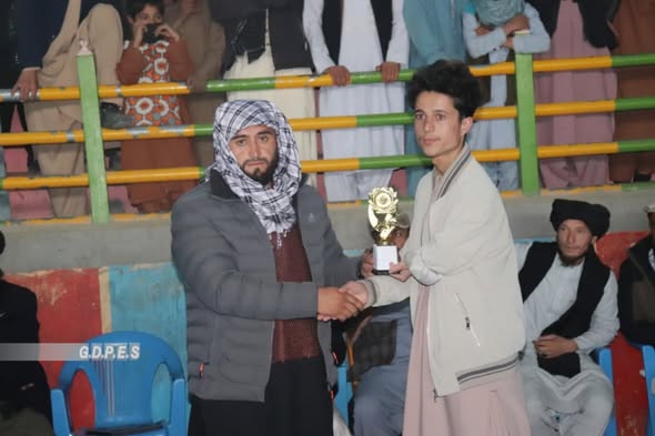 غور؛ مسابقات فوتسال با اشتراک ۹ تیم با قهرمانی تیم آموزشی کامپیوتر به پایان رسید