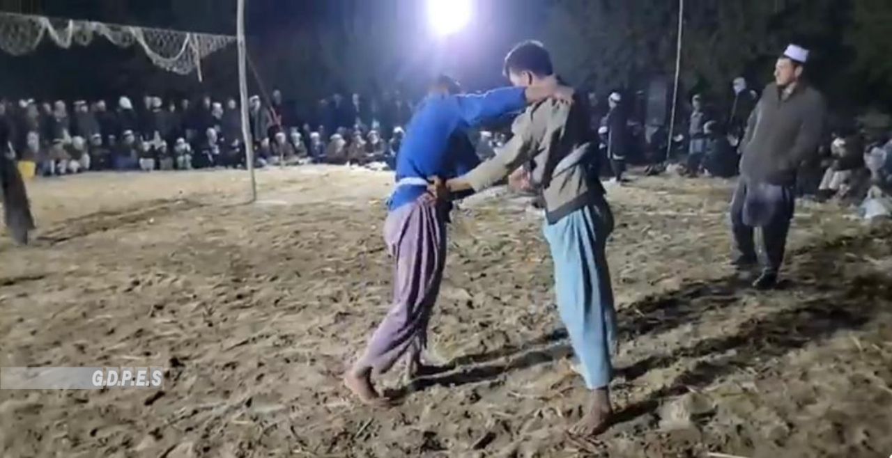 بلخ؛ شورتپې ولسوالۍ کې د ۶۰ کورشکارانو ترمنځ د کورش سیمه ییزې سیالۍ ترسره شوې