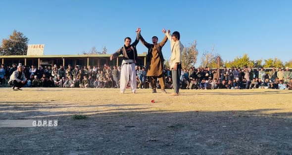 تخار؛ برگزاری رقابت های کشتی محلی با اشتراک ۵۰ تن در ولسوالی کلفگان