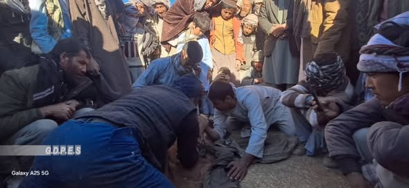 بامیان؛ مسابقات دست کشتی با اشتراک ۳۰ ورزشکار در ولسوالی یکاولنگ برگزار گردید