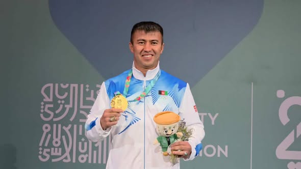 محمد یوسف جهانګیر د اسلامي هیوادونو د پیوستون له سیالیو څخه د سرو زرو مډال وګاټه، 