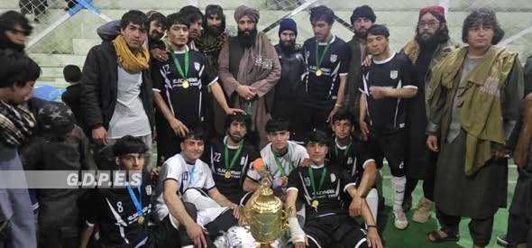 غزنی؛ رقابت های فوتسال با اشتراک چهار تیم در شهر این ولایت برگزار شد