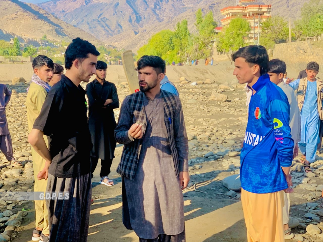 کونړ کې ۱۶ لوبډلو ترمنځ د ټېپ بال کرېکټ سيالۍ پای ته ورسېدې