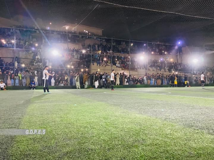 سرپل؛ رقابت های فوتسال با اشتراک ۲۵ تیم در ولسوالی سانچارک پایان یافت