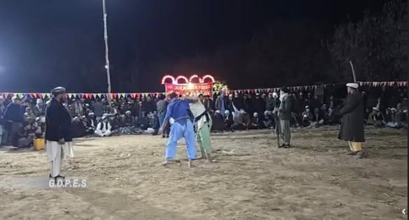 بلخ؛ کلدار ولسوالۍ کې د ۵۰ پهلوانانو ترمنځ د کورش سيالۍ وشوې