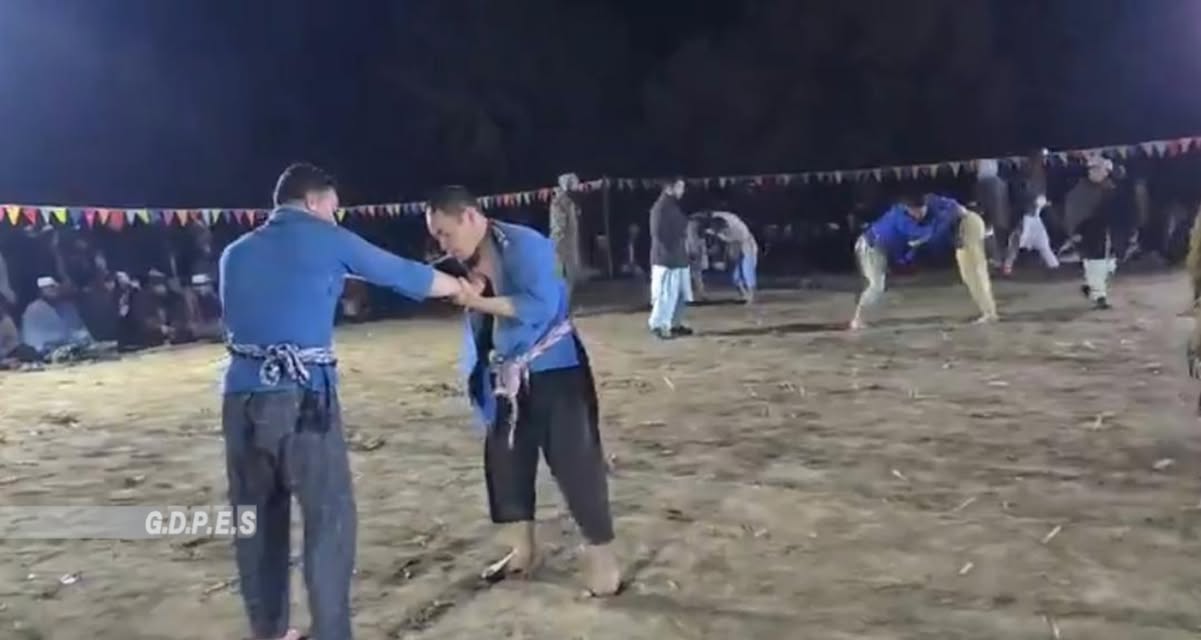 بلخ؛ شورتپه ولسوالۍ کې د ۱۰۰ پهلوانانو ترمنځ د کورش سيالۍ وشوې