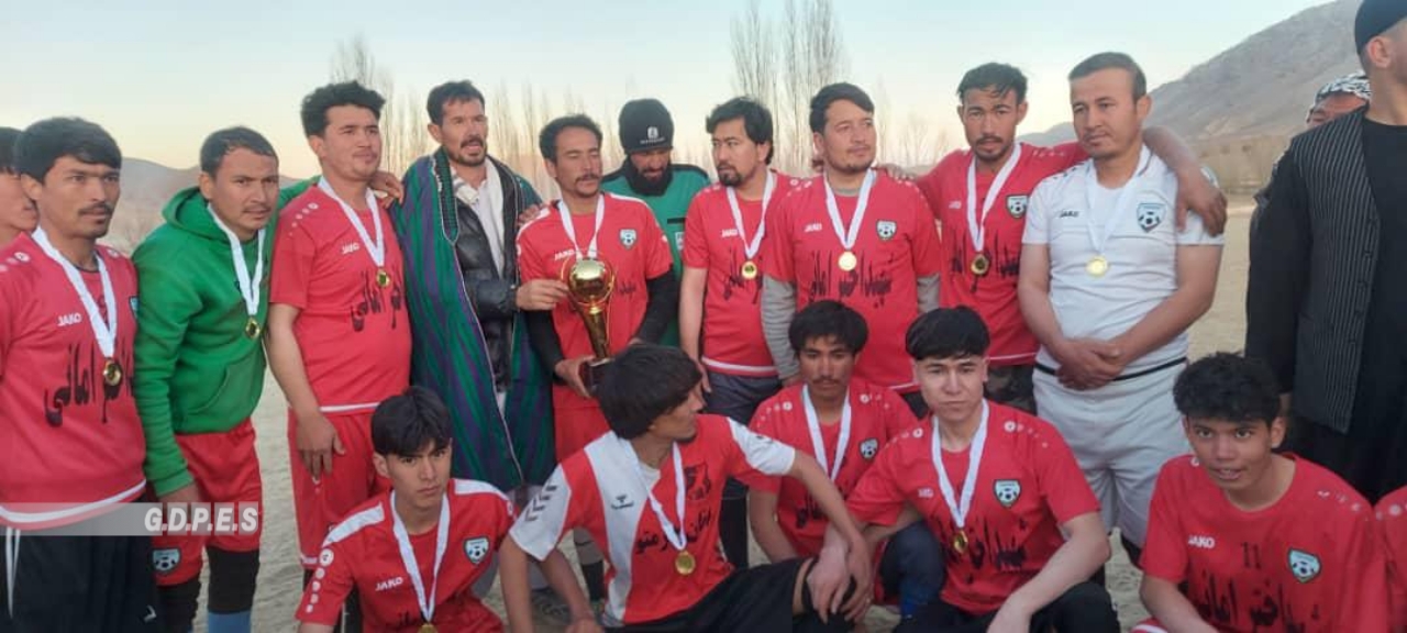 غزنی؛ مسابقات فوتبال با اشتراک هشت تیم با قهرمانی تیم جوانان امانی به پایان رسید