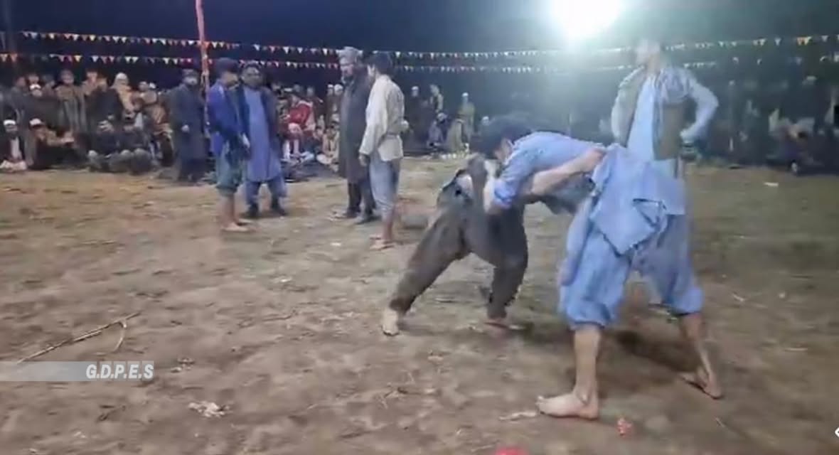 بلخ؛ د حیرتان ښارګوټي کې د ۸۰ پهلوانانو ترمنځ د کورش سیالۍ وشوې