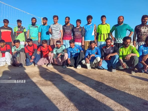 غزنی؛ رقابت های سطح ای والیبال با اشتراک ۱۲ تیم در ولسوالی گیلان آغاز شد