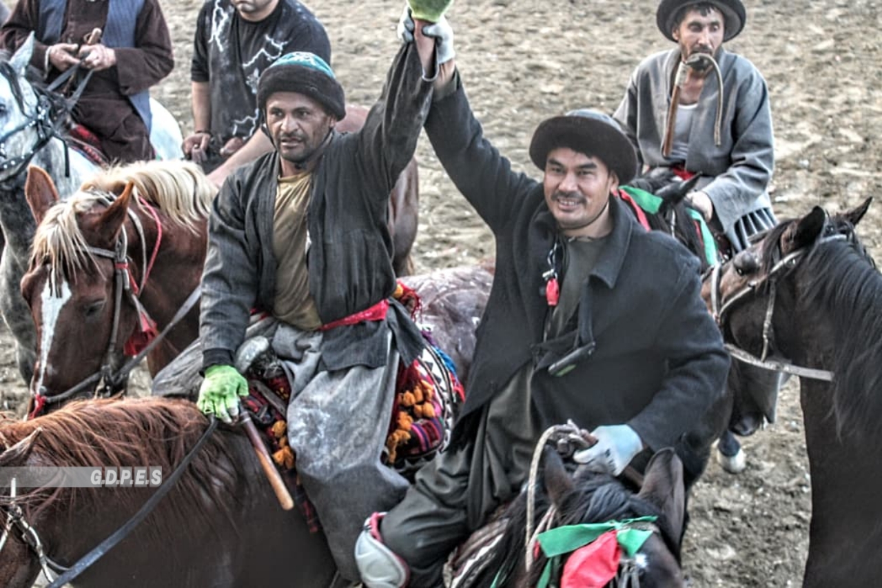 بلخ ؛ برگزاری رقابت‌های بزکشی میان ۱۶۰چاپنداز در شهر مزار شريف