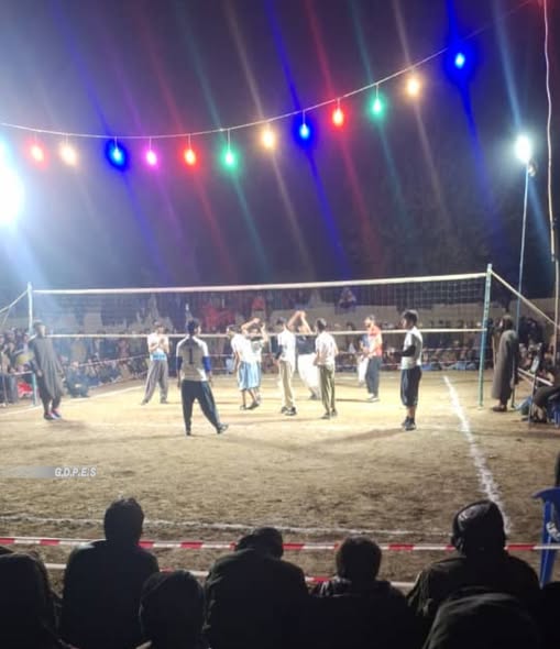 برگزاری رقابت‌های والیبال میان ۱۲ تیم در بلخ