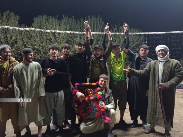 کندز؛ امام صاحب ولسوالۍ کې د لسو لوبډلو ترمنځ د واليبال سيالۍ وشوې