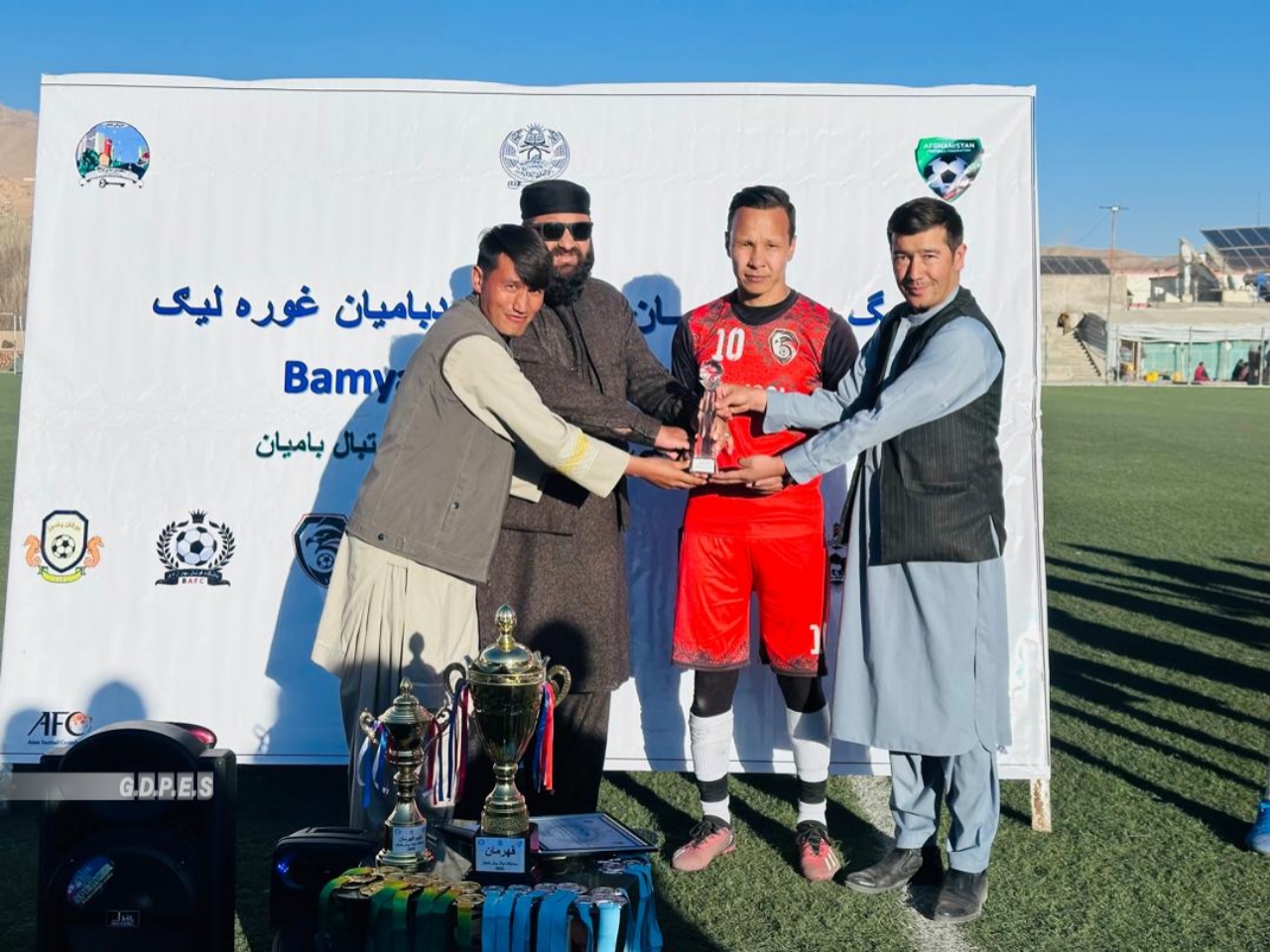 بامیان؛ مسابقات لیگ برتر فوتبال با اشتراک هشت تیم با قهرمانی تیم بند امیر به پایان رسید