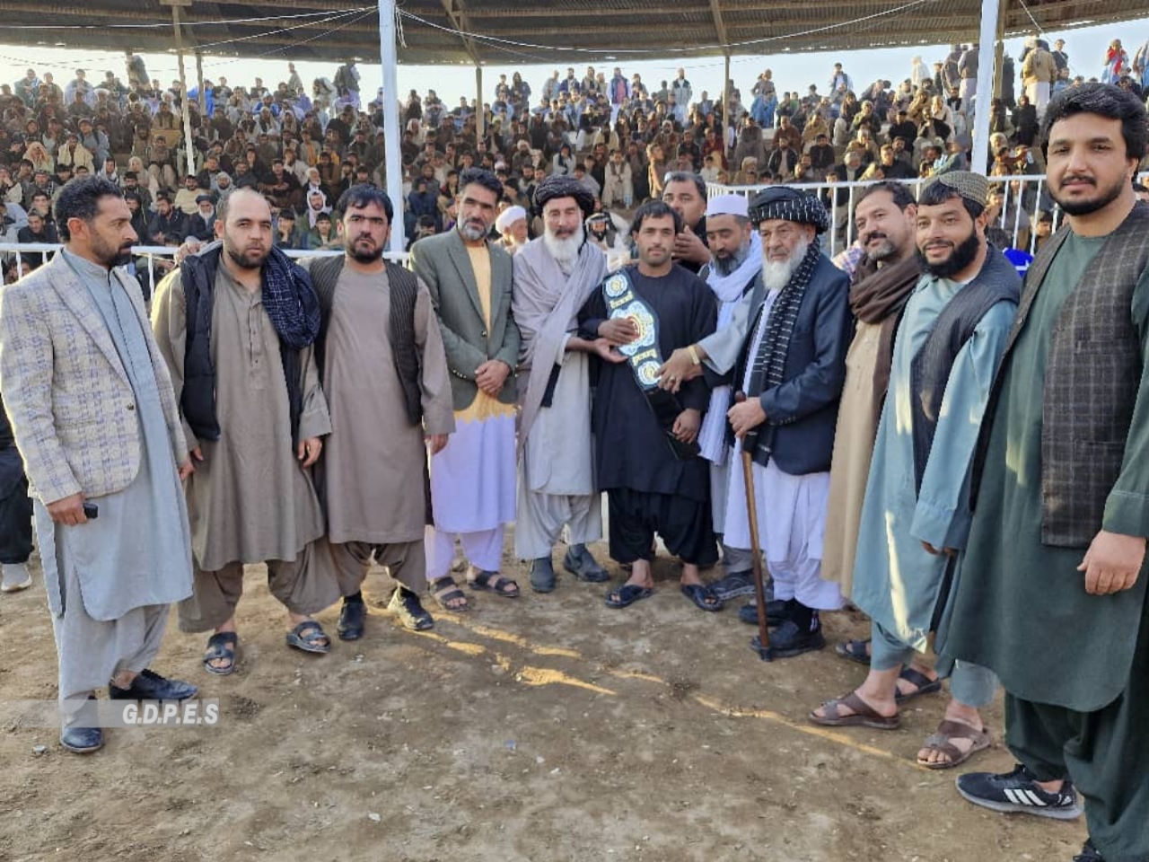 هرات؛ مسابقات کشتی با اشتراک ۲۰۰ پهلوان در میدان کشتی مرکز برگزار گردید