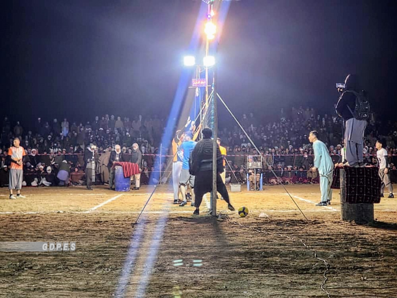 بلخ؛ دولت آباد ولسوالۍ کې د ۵ لوبډلو ترمنځ د واليبال سيالۍ وشوې