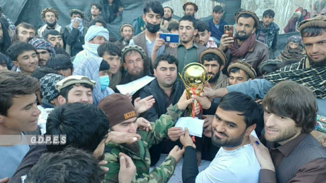 بدخشان؛ مسابقات والیبال با اشتراک چهارده تیم با قهرمانی تیم شهران به پایان رسید