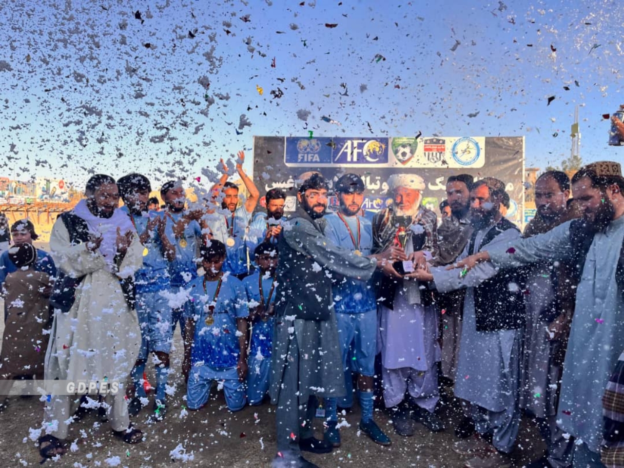 بادغیس کې د ۱۵ لوبډلو ترمنځ د فوټبال لومړی درجه ليګ پای ته ورسېده