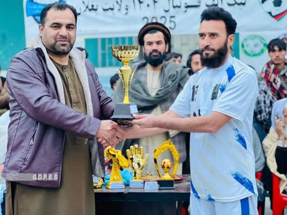 تیم بنیاد قهرمان لیگ الف فوتبال بغلان شد