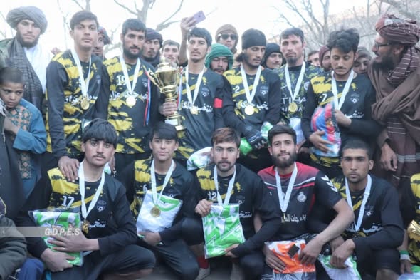 غور؛ رقابت های لیگ دسته اول فوتبال ولسوالی شهرک با اشتراک ۱۰ در این ولسوالی پایان یافت