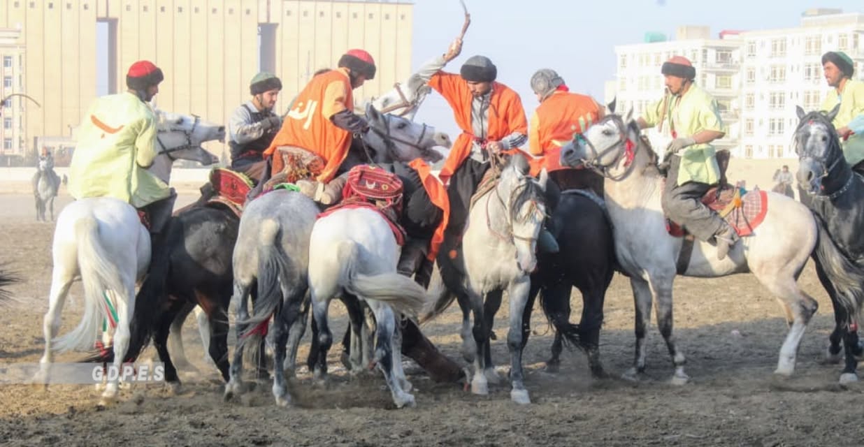 بلخ کې د ۲ لوبډلو ترمنځ د وزلوبې سيالي وشوه