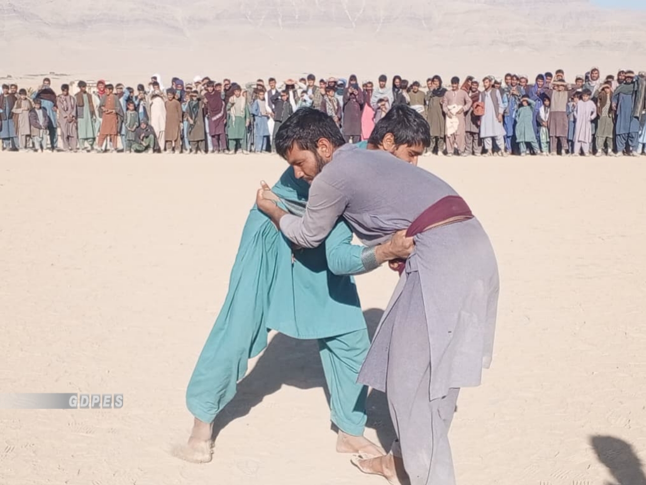 دایکندی؛ رقابت های کشتی محلی با اشتراک ۲۸ تن در ولسوالی کجران برگزارشد