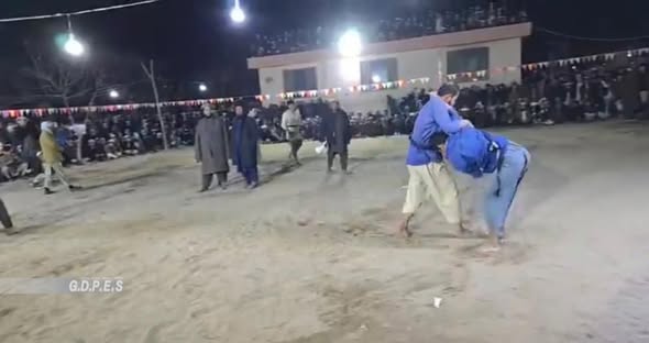 بلخ کې د ۹۰ ورزشکارانو ترمنځ د کورش سیالۍ ترسره شوې