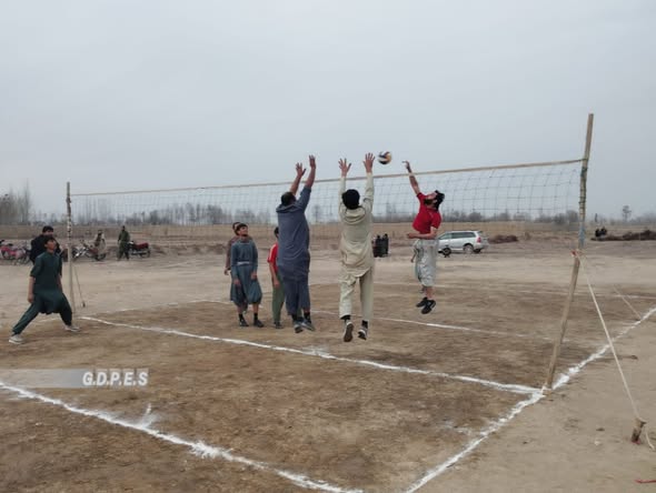 کندز؛ چهار درې ولسوالۍ کې د شپږو لوبډلو ترمنځ د والیبال سیالۍ پای ته ورسېدې