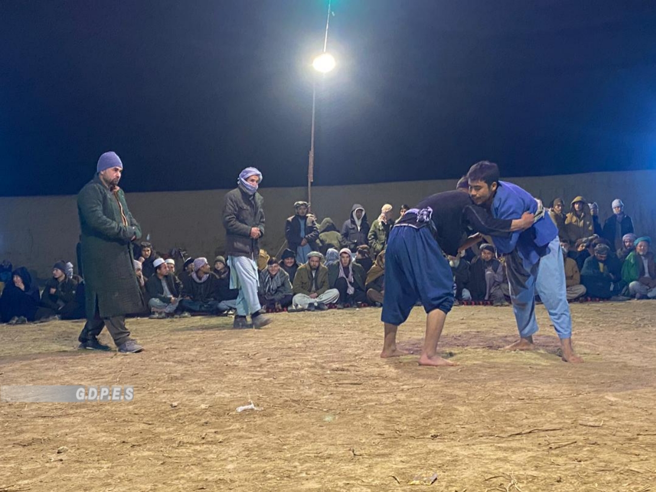 بلخ؛ دولت آباد ولسوالۍ کې د ۵۰ ورزشکارانو ترمنځ د کورش سیالۍ ترسره شوې