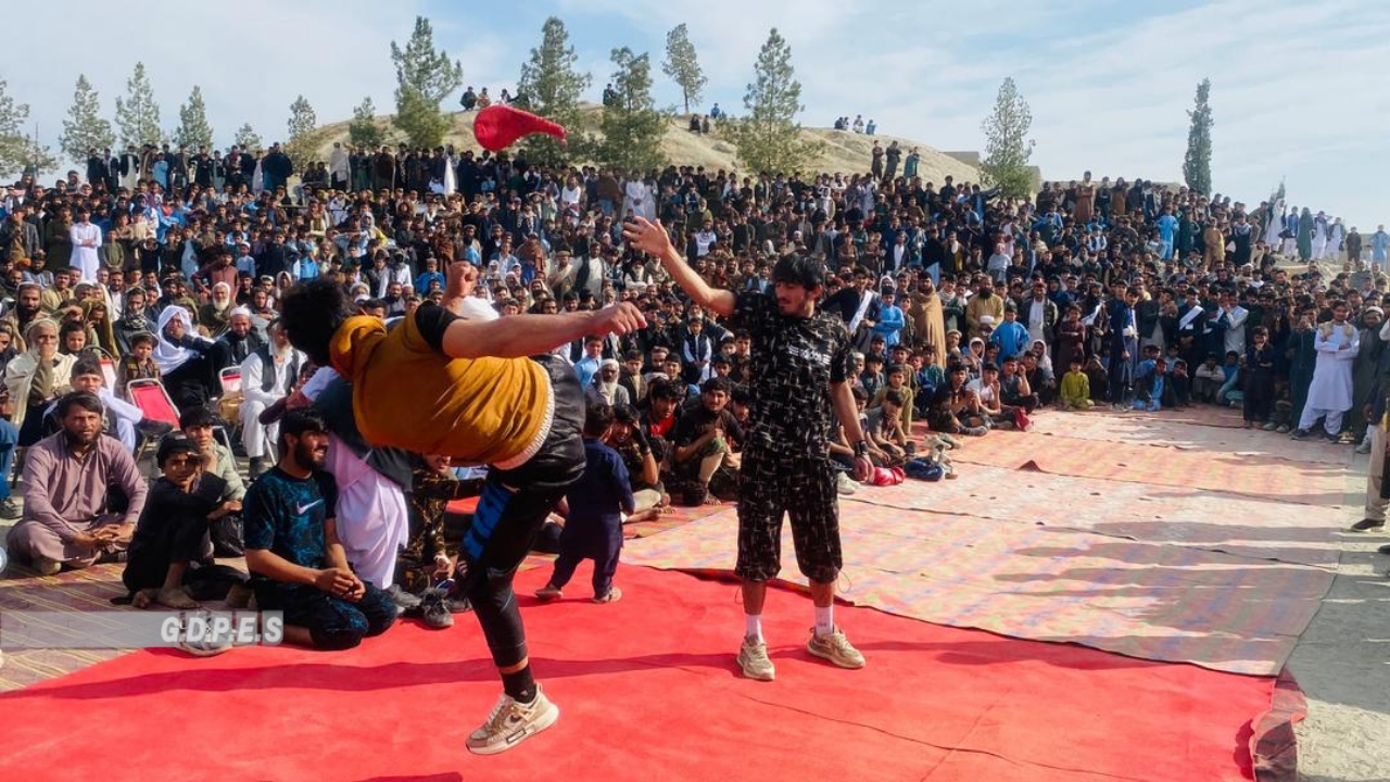 ننگرهار؛ نمایش‌های ورزشی مشترک در ولسوالی خوگیانی برگزار شد