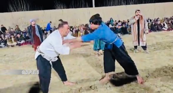 جوزجان؛ مسابقات محلی کورش با اشتراک چهل ورزشکار در ولسوالی آقچه برگزار گردید