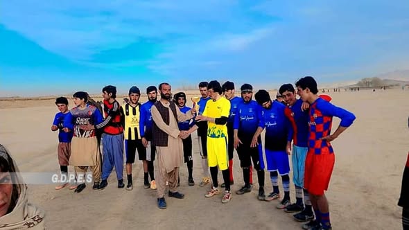 زابل؛ شاجوی ولسوالۍ کې د ۳۰ ورزشکارانو ترمنځ د ځغاستې سیالۍ ترسره شوې