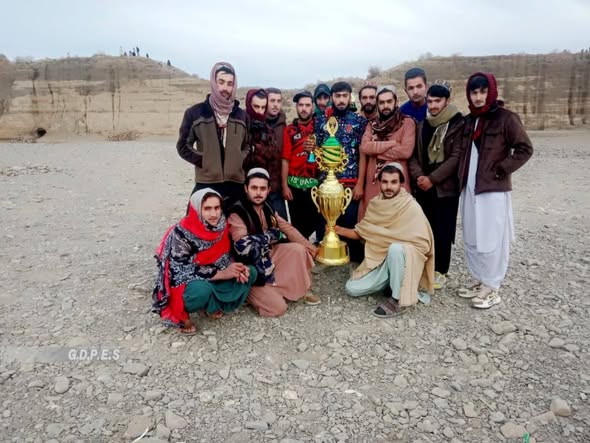 پکتیکا؛ برمل ولسوالۍ کې د ۱۵ لوبډلو ترمنځ د ټېپ بال کرېکټ سیالۍ پای ته ورسېدې