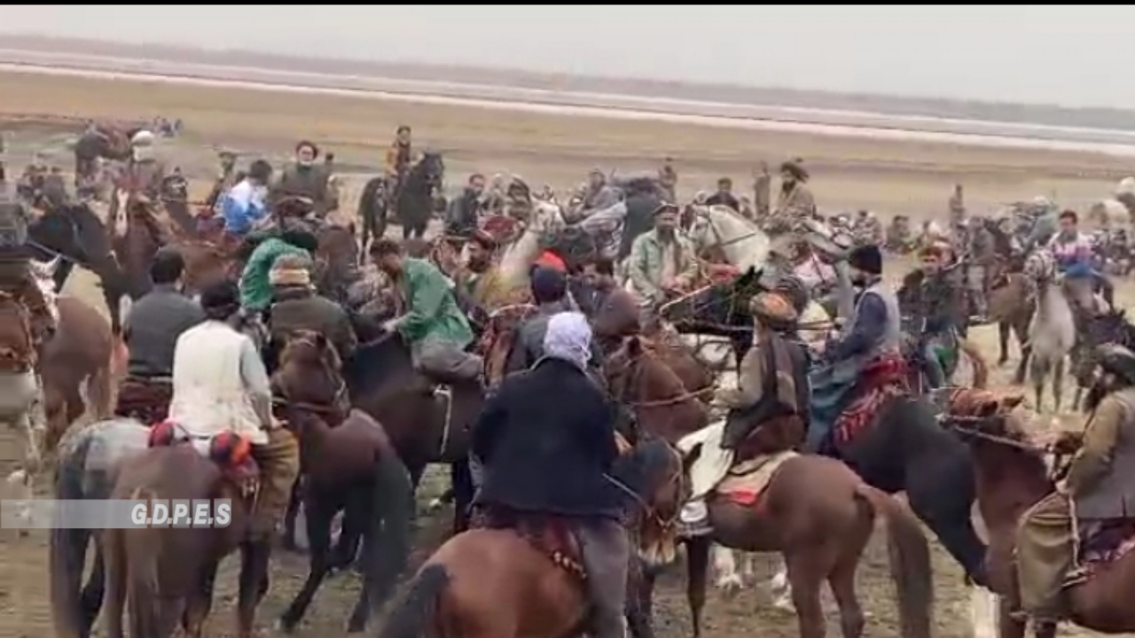 کندز؛ رقابت‌های بزکشی میان ۶۰ چاپنداز در ولسوالی امام صاحب برگزار شد