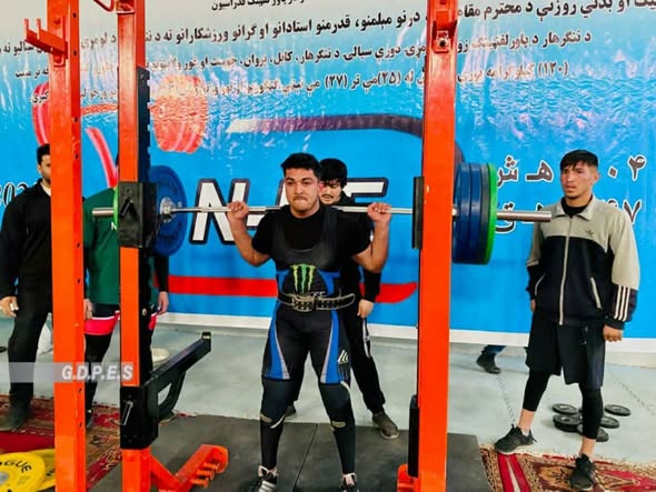 ننگرهار کې د پنځو ولايتونو ترمنځ د پاورلفټينگ سيالۍ پيل شوې