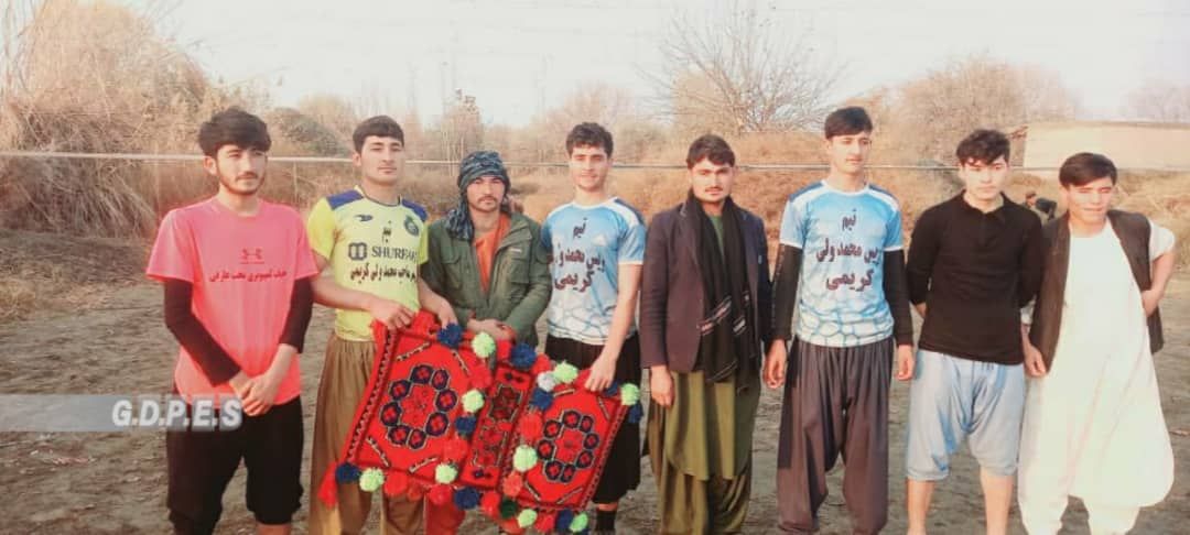 کندز؛ امام صاحب ولسوالۍ کې د اتو لوبډلو ترمنځ د والیبال سیالۍ پای ته ورسېدې