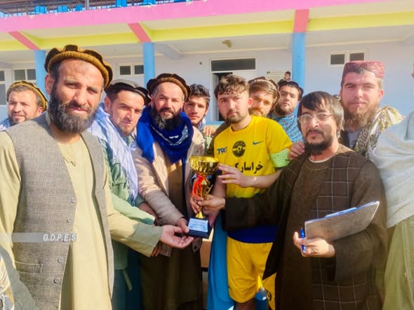 کاپیسا؛ تیم خراسان کوه‌بند قهرمان لیگ ب فوتبال در این ولایت شد