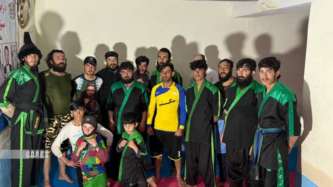 زابل؛ شاجوی ولسوالۍ کې د ١٨ ورزشکارانو ترمنځ د فول رزم سیالۍ ترسره شوې