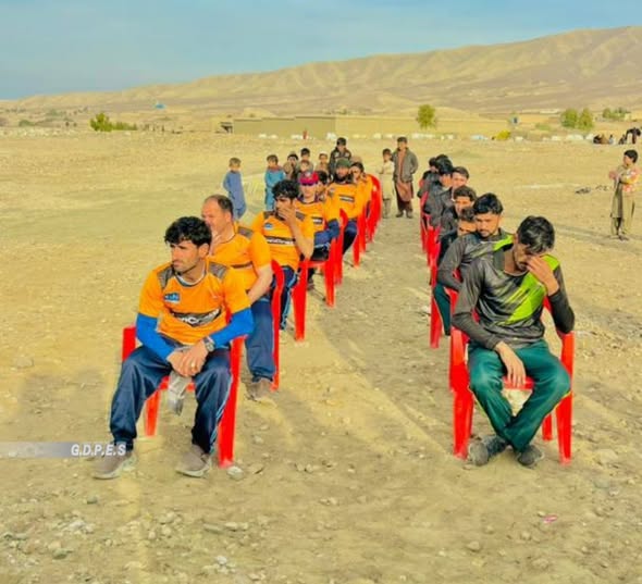 ننګرهار؛ پچیراګام ولسوالۍ کې د شپږو لوبډلو ترمنځ د ټېپ بال کرېکټ سیالۍ پیل شوې