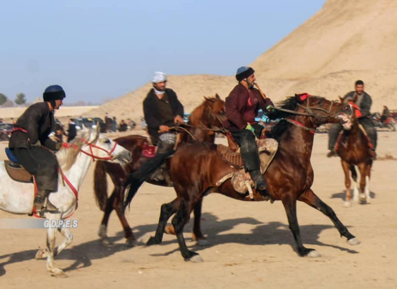 بلخ کې د ۵۰ چاپندزانو ترمنځ د وزلوبې سیالۍ وشوې